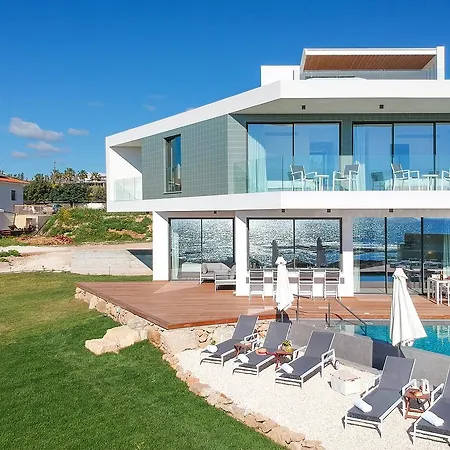 Villa Lara *